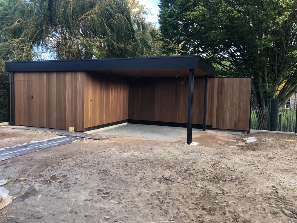 Poolhouse door WoPa Construction